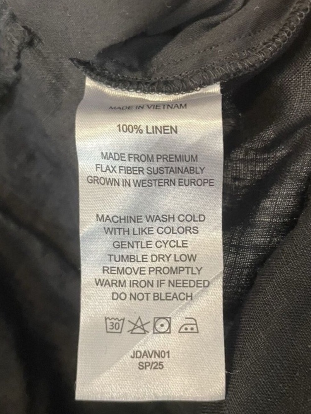 Quince 100% European Linen
Pleated Trouser Sz 16 Black
Minimalist Pants - Picture 8 of 10